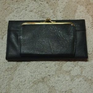 Buxton wallet